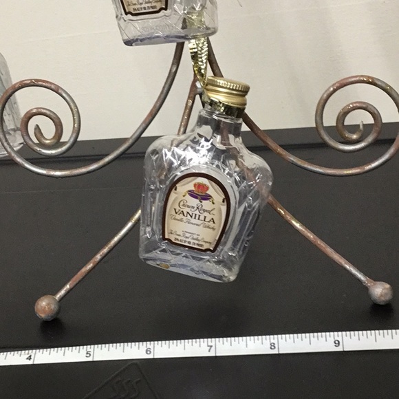 Crown Royal Bar Decoration - Picture 5 of 10